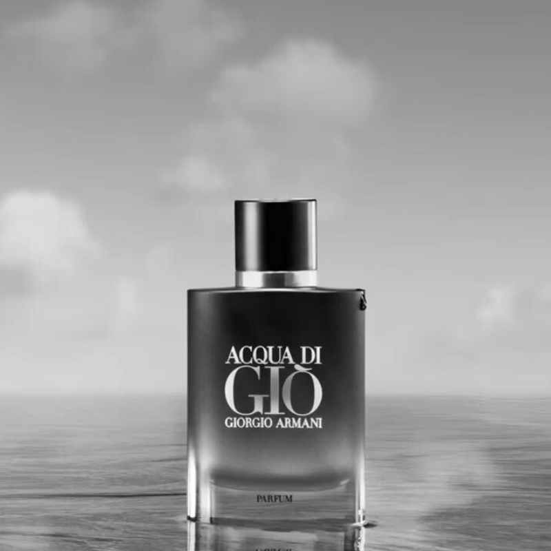 Giorgio Armani Acqua Di Giò Parfum - mùi hương nam tính, mạnh mẽ, tươi mới, ra mắt năm 2023, lý tưởng cho người đàn ông hiện đại.